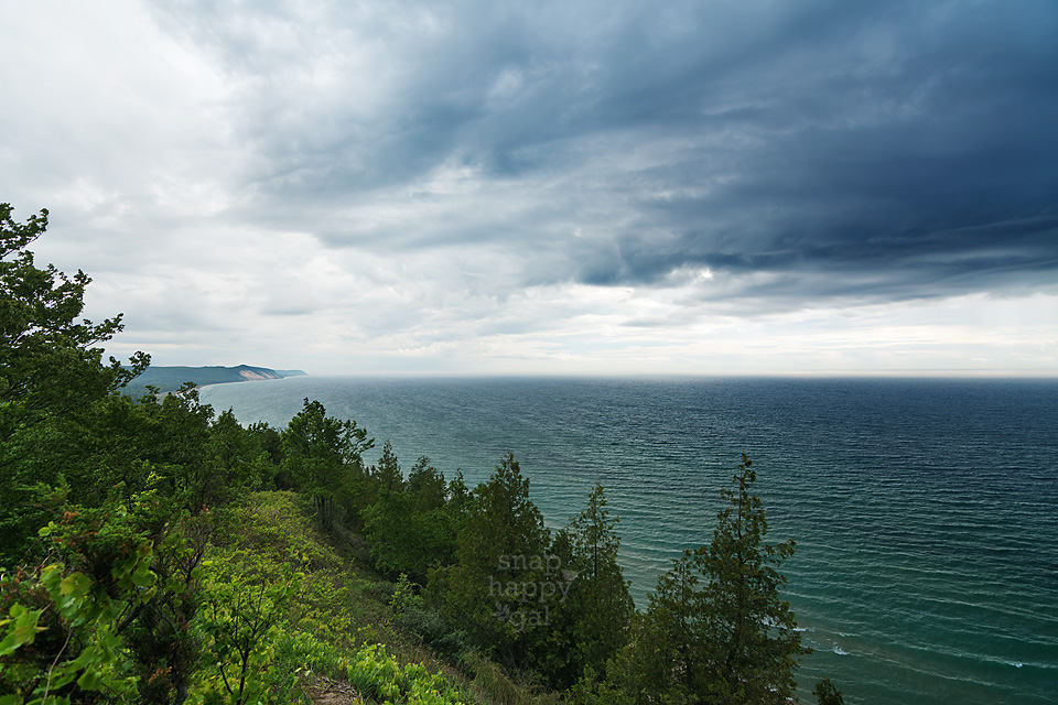 Photo: Moody clouds organize into a storm front over Lake Michigan